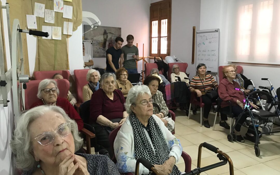 Charlas preventivas sobre Alzheimer, osteoporosis, Parkinson y artrosis en Residencia Torres de Serranos